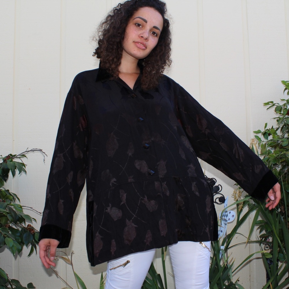 COPY - Vintage Max + Marble Black Floral Button Blouse 🌹